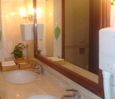 Vinh Hotel | Sai Gon Kim Lien Hotel Vinh City