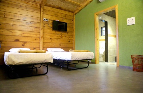 Khopoli Hotel | Sai River Resort
