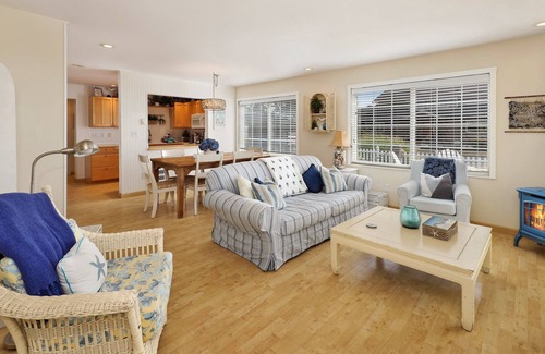Pacific Beach Cabaña | Sail Away Cottage - "¡Esta casa es FANTÁSTICA!"
