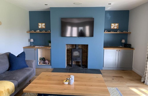 Filey Casa | Sailaway Cottage at The Bay Filey, sleeps 8-10, pet-free