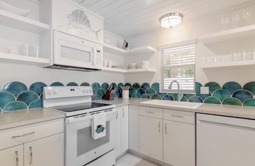 Whitney Beach Cabaña | Sailfish Gulf Suites #1, Beachfront, Steps to the Sand