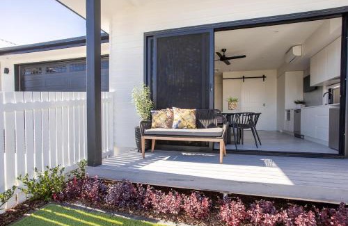 Kingscliff Apartamento | Sailfish Studio - Beachside Private Access Granny Flat by uHoliday