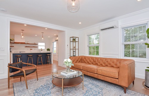 Mystic Casa | SailHouse Downtown Mystic Lux 2BR Family Getaway 3 Min Walk