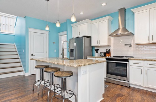 Marineland Acres Casa | Sailing Mood | Pet Friendly Beach House with Grill - Near Golf + Beach