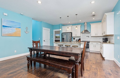 Marineland Acres Casa | Sailing Mood | Pet Friendly Beach House with Grill - Near Golf + Beach