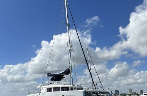 Coconut Grove Alquiler De Eote | Sailing onboard Catamaran Lagoon 450 Miami & Key Biscayne