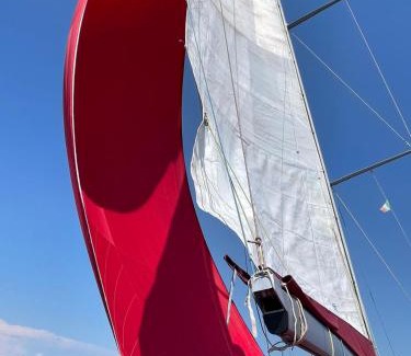Castello Alquiler De Eote | Sailingboat TOUR with lunch, drinks and swimming in the sea