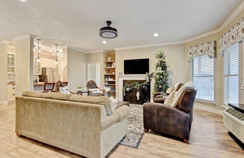 Pottsboro Condominio | Sailor's Knot Sleeps 8 with outdoor pool less than 5 min from Lake Texoma