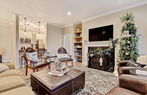 Pottsboro Condominio | Sailor's Knot Sleeps 8 with outdoor pool less than 5 min from Lake Texoma