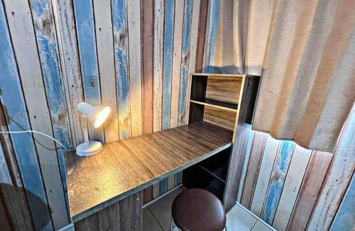 Pluit Apartamento | Sailor Studio 1BR + Fast Wifi+ Netflix at Greenbay Pluit