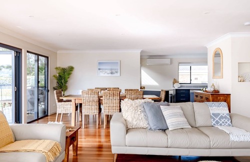 Mollymook Beach Casa | Sails on Bannister, Mollymook