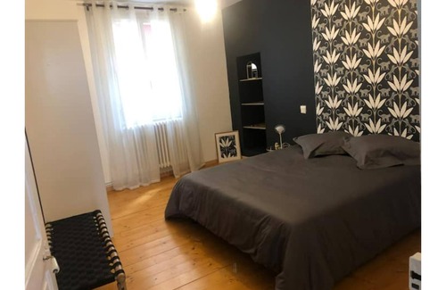 Saint-Cere Apartamento | SAINT CERE: LARGE T3 IDEALLY LOCATED
