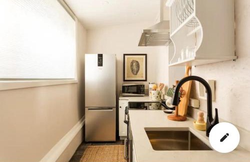 Manayunk Casa | Saint Davids Cottage in Manayunk, Walk to Train, Main Street