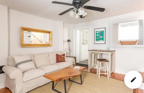 Manayunk Casa | Saint Davids Cottage in Manayunk, Walk to Train, Main Street