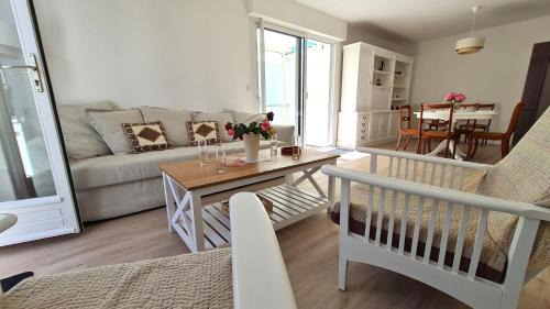 Saint-Georges-de-Didonne Villa | Saint Georges de Didonne - QUARTIER IDEAL POUR SE RESSOURCER - MAISON rénovée