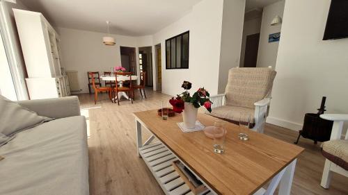 Saint-Georges-de-Didonne Villa | Saint Georges de Didonne - QUARTIER IDEAL POUR SE RESSOURCER - MAISON rénovée