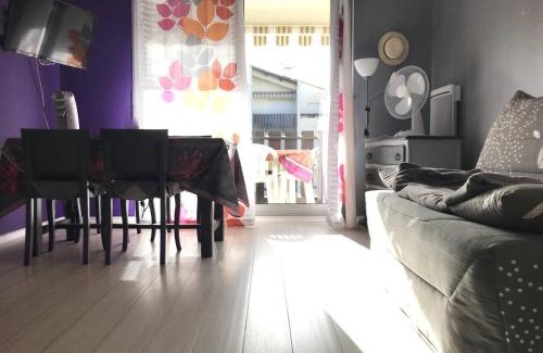 Saint-Georges-de-Didonne Apartamento | Saint Georges de Didonne - STUDIO CABINE - résidence boisée - PROCHE CENTRE