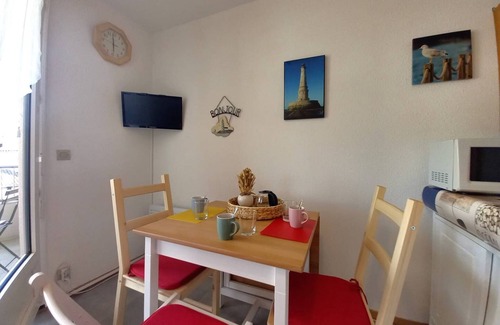 Saint-Palais-sur-Mer Apartamento | Saint Palais sur Mer - STUDIO - residence LES SABLES D'OR - CITY CENTER