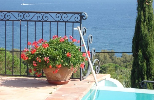 Plage de la Garonnette Casa | Sainte Maxime: Casa / villa / chalet - Sainte Maxime