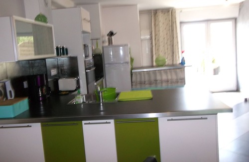 Montpellier de Medillan Casa | SAINTONGE ROMANE Piscina cubierta climatizada