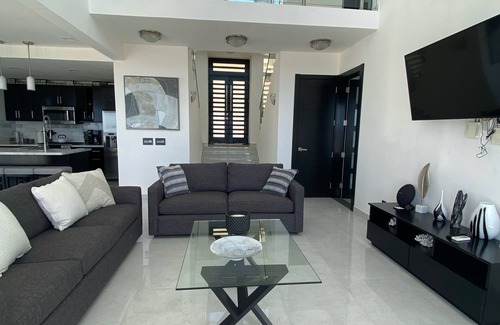 Pristine Bay Casa | Saints Ridge