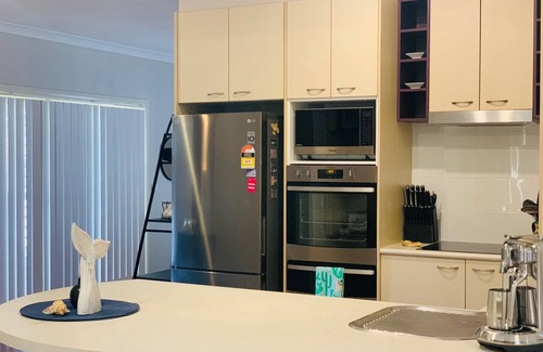 Tuncurry Casa | Sakari's Sanctuary - Tuncurry NSW Pet Friendly house