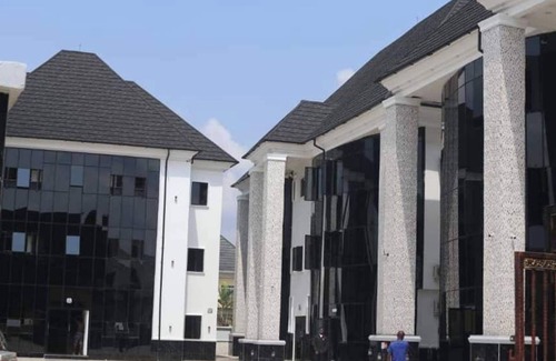 Owerri Apartamento | Sakura Apartments