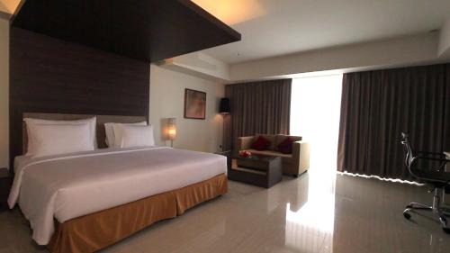 Cikarang Hotel | Sakura Park Hotel & Residence
