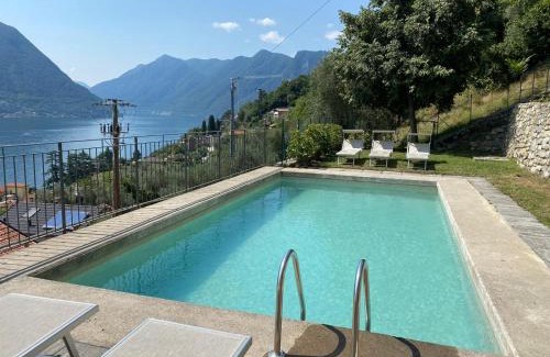 Sala Comacina Apartamento | Sala Comacina Residence Apartment 5 - Sleeps up to 10 by Italian Apartments