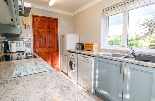 Praa Sands Casa | SALAKEE, pet friendly, character holiday cottage in Praa Sands
