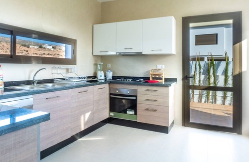 Tamrhakht Villa | Salam Taghazout - luxury-Villa-De Lujo-Baño para personas con movilidad reduc...