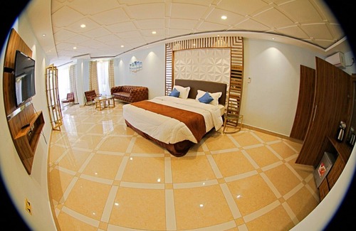 Manyimbo Hotel | Salama Bling Beach Resort