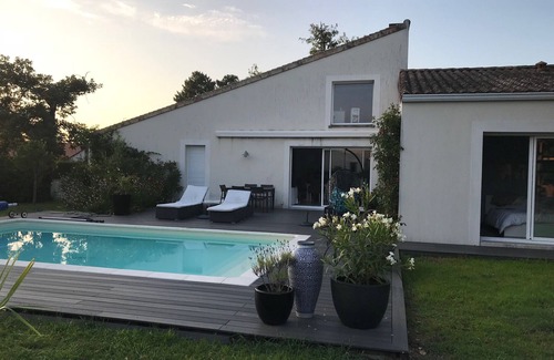 Saint-Aubin-de-Medoc Casa | Gran chalet moderno, tranquilo y cómodo - chauffée- piscina cerca de Burdeos - 10 P.