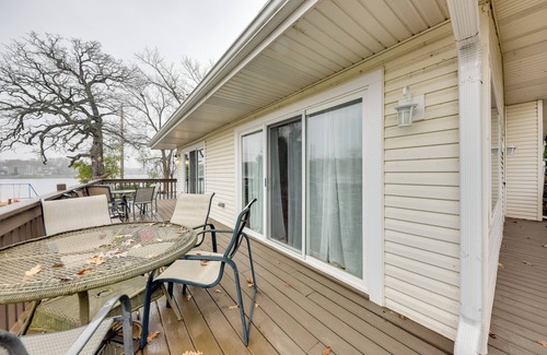 Paddock Lake Cabaña | Salem Vacation Home w/ Dock: Steps to Paddock Lake