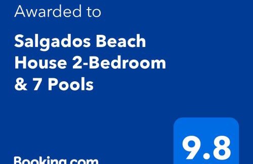 Salgados Apartamento | Salgados Beach House 2-Bedroom & 7 Pools