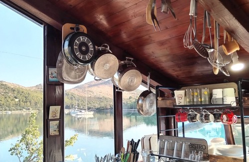 Island Dugi Otok Casa | Sali, Dugi Otok, Telašćica - Seafront Home, Private Island Retreat
