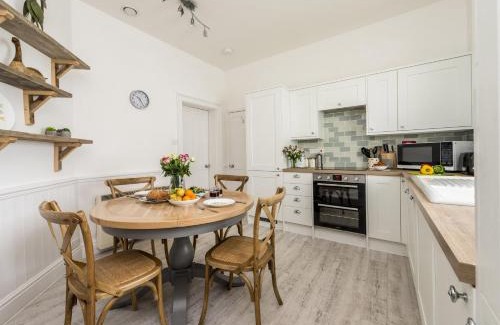 Mylor Churchtown Casa | Sally Port Cottage