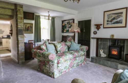 Carleton Casa | Sally's Cottage
