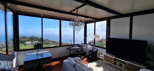Canhas Apartamento | Sally's Loft - Penthouse - Honeymoon suite