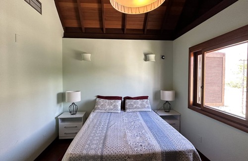 Jurere Internacional Casa | Salmon Avenue House