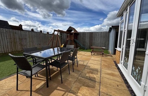 Newport Pagnell Casa | Salmon's Home - A peaceful sanctuary