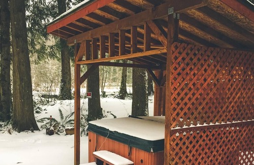 Brightwood Casa | Salmonberry Retreat