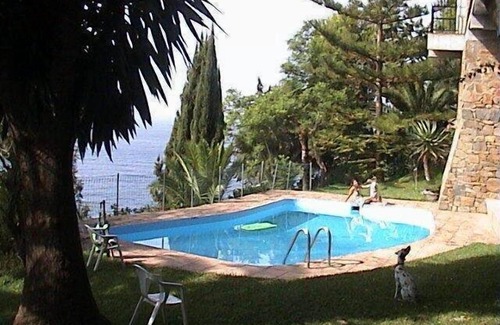Salobreña Cabaña | Las Gaviotas, Salobrena: Casa con enorme jardín y maravillosas vistas