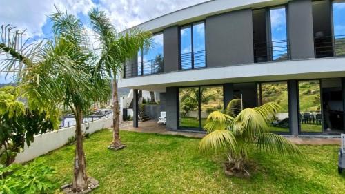 Machico Villa | Salt and Pepper House