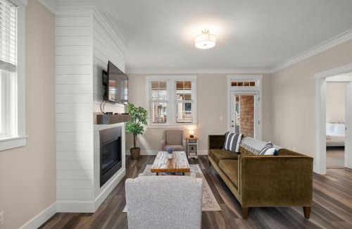 Pacific Beach Casa | Salt and Vine Cottage by Seabrook Hospitality