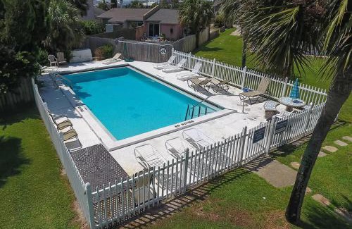 El Centro Beach Casa | Salt Life Loft by Sand Seeker Vacations