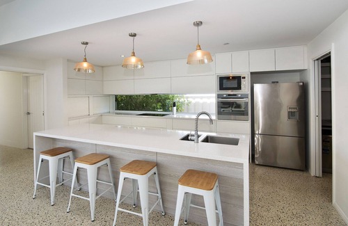 Broadwater Casa | SALT - Luxury Oceanside Oasis