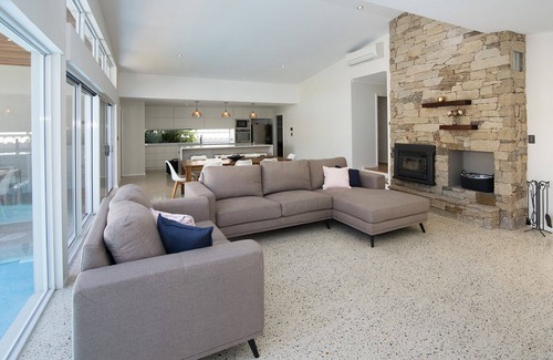 Broadwater Casa | SALT - Luxury Oceanside Oasis