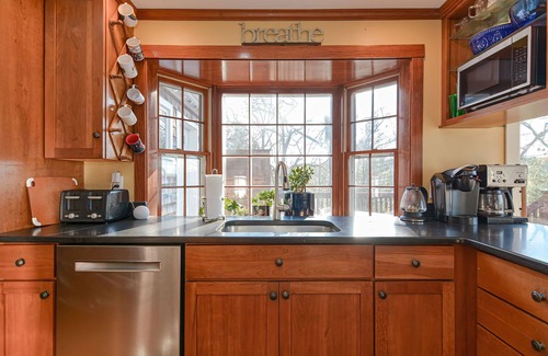 Gloucester Casa | Salt Marsh Cottage: Access to Coffins Beach!