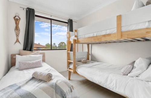Forster Apartamento | Salt & Sand - Walk to Forster Main Beach